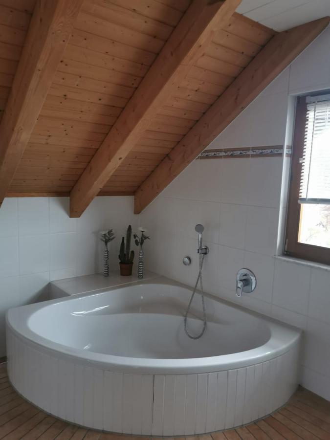 Ferienwohnung Bermbach Weilburg Ngoại thất bức ảnh